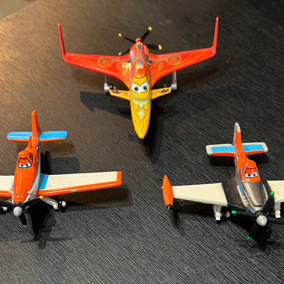 Disney Pixar Cars Orange Airplanes Lot of 3 Mattel Die-Cast 1:55 Scale Fighter - Picture 2 of 8